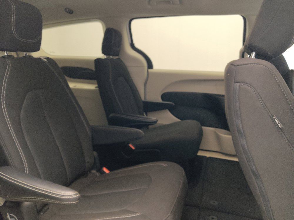 Used 2024 Chrysler Voyager LX FWD image 19