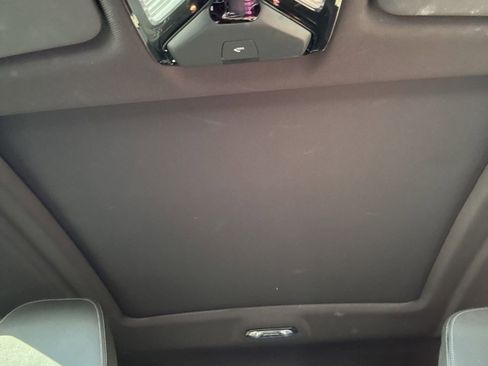 Used 2022 BMW X6 M50i w/ Executive Package image 17