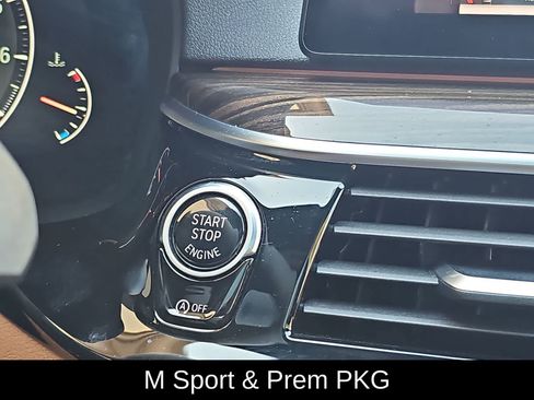 Used 2019 BMW 540i w/ M Sport Package RWD image 24