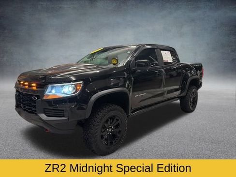 Used 2021 Chevrolet Colorado ZR2 w/ ZR2 Midnight Special Edition image 9