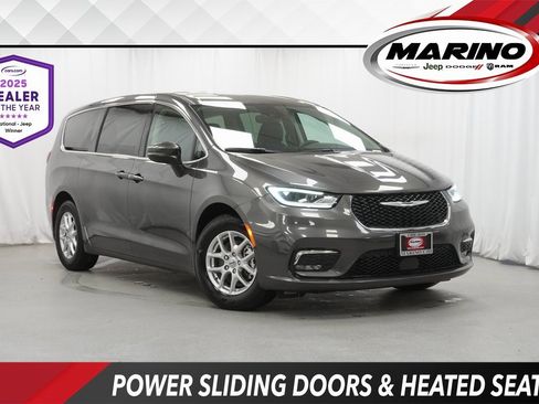 Certified 2023 Chrysler Pacifica Touring-L image 1