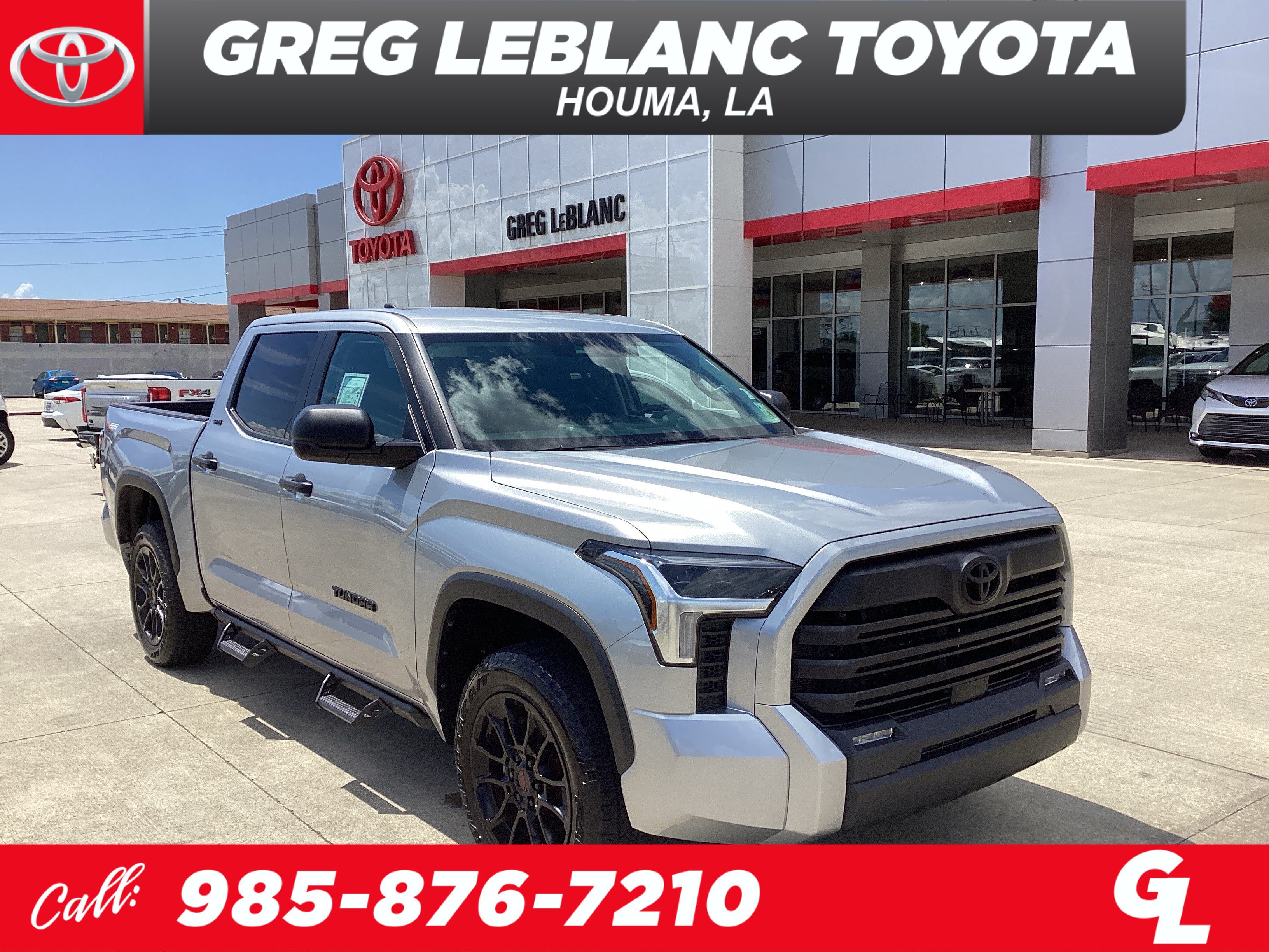 Used 2024 Toyota Tundra SR5 AWD/4WD image 1