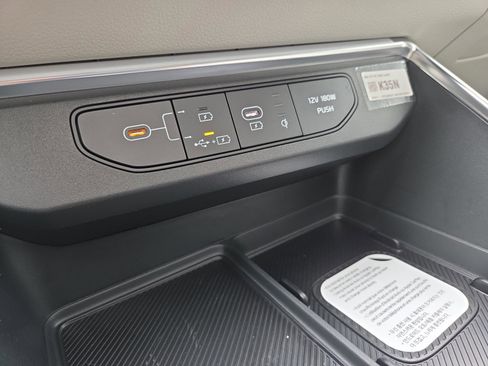 New 2026 Kia Carnival SX Prestige FWD image 29