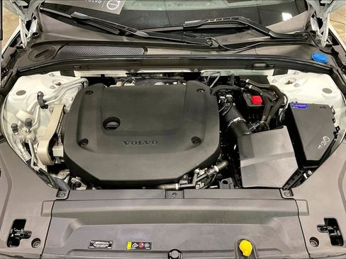 Certified 2023 Volvo S90 B6 Ultimate w/ Protection Package Premier AWD/4WD image 30