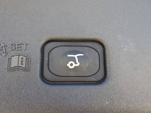 Used 2025 Lincoln Nautilus Reserve image 29