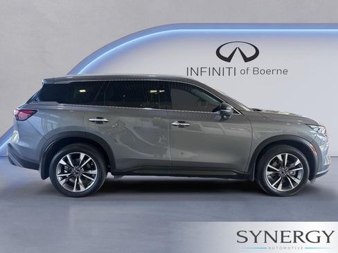 Certified 2023 INFINITI QX60 Luxe w/ Performance Audio Package AWD/4WD image 4