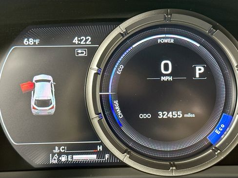 Used 2023 Lexus UX 250h F Sport image 12