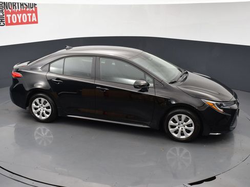 Used 2026 Toyota Corolla LE FWD image 20