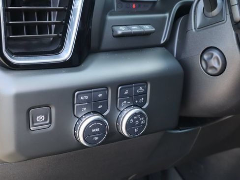 Certified 2025 GMC Sierra 1500 Denali w/ Denali Reserve Package AWD/4WD image 13