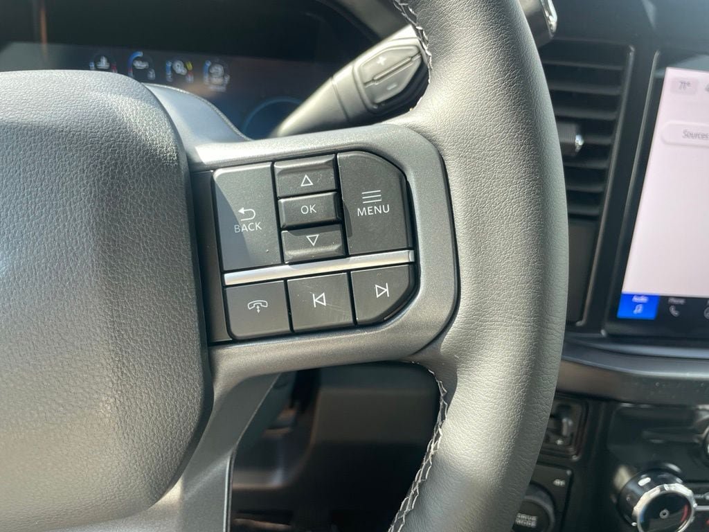 New 2026 Ford F350 Lariat AWD/4WD image 14