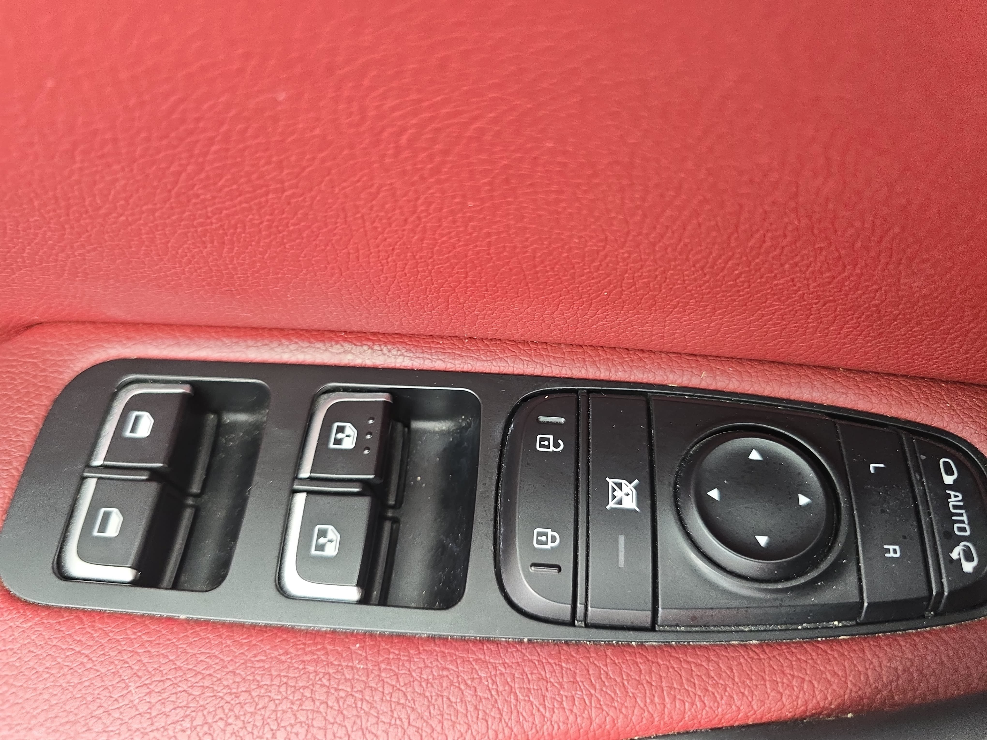 Used 2023 Kia Stinger GT-Line w/ Sun & Sound Package RWD image 27