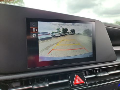 Used 2023 Kia Niro LX FWD image 22