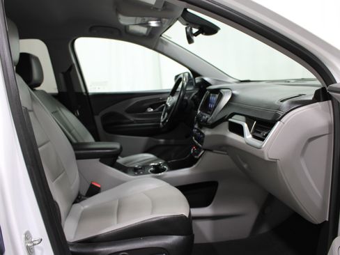 Used 2023 GMC Terrain SLT AWD/4WD image 25