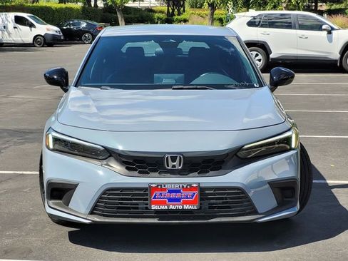 Used 2024 Honda Civic Sport image 3