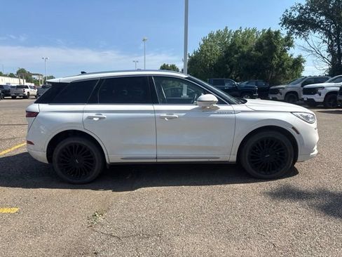 Used 2022 Lincoln Corsair Reserve w/ Equipment Group 201A AWD/4WD image 2