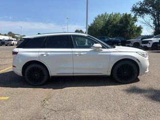 Used 2022 Lincoln Corsair Reserve w/ Equipment Group 201A AWD/4WD video 2