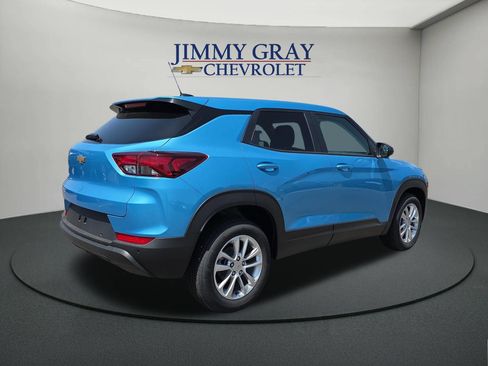 New 2026 Chevrolet TrailBlazer LS w/ LS Convenience Package FWD image 5