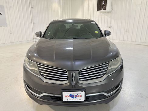 Used 2018 Lincoln MKX Reserve image 32