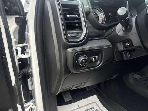 Used 2022 RAM 2500 Limited AWD/4WD image 12