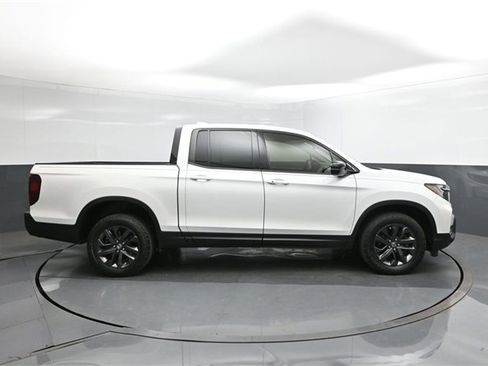 Used 2022 Honda Ridgeline Sport image 26