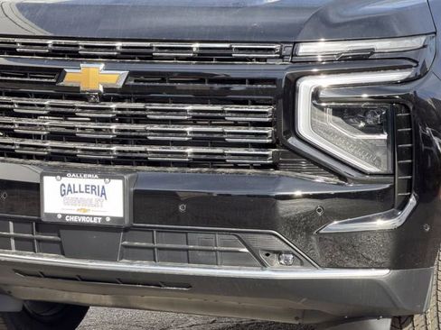 New 2026 Chevrolet Suburban High Country image 7
