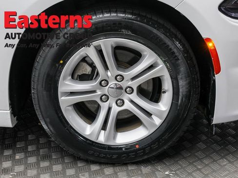 Used 2022 Dodge Charger SXT w/ Leather Interior Group image 31