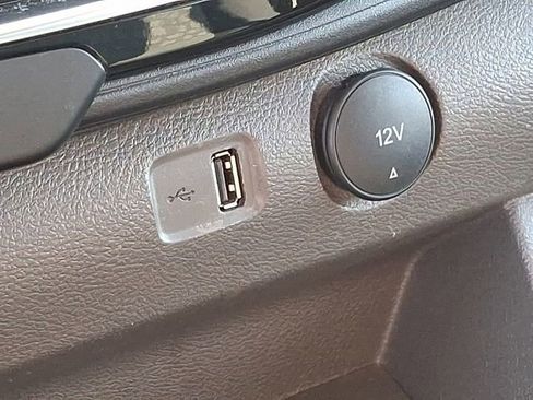 Used 2023 Ford Transit 350 XLT image 24