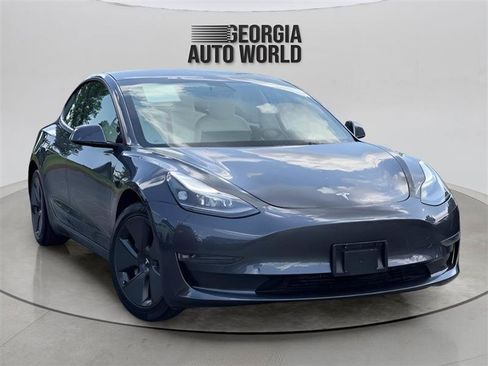 Used 2022 Tesla Model 3 Long Range AWD/4WD image 8