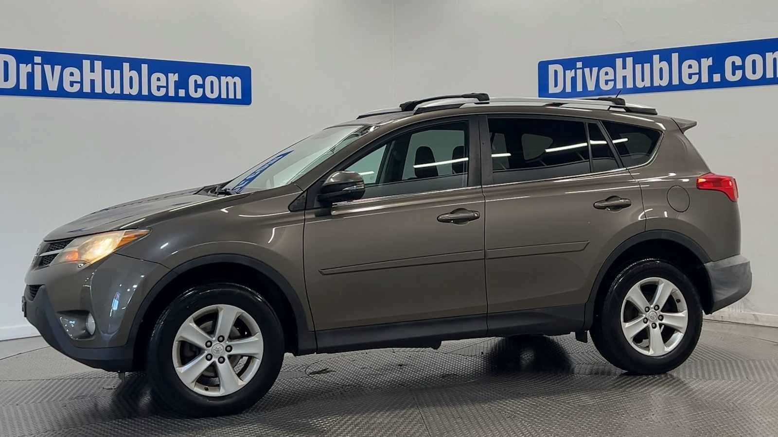 Used 2013 Toyota RAV4 XLE AWD/4WD image 4