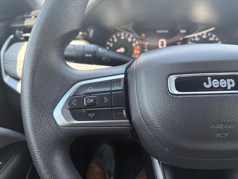 Used 2025 Jeep Compass Sport AWD/4WD image 23