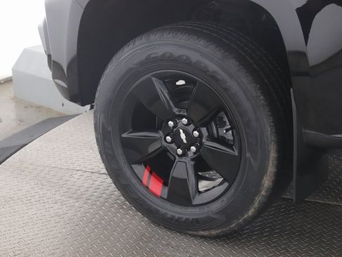 Used 2022 Chevrolet Colorado LT w/ Redline Special Edition image 13