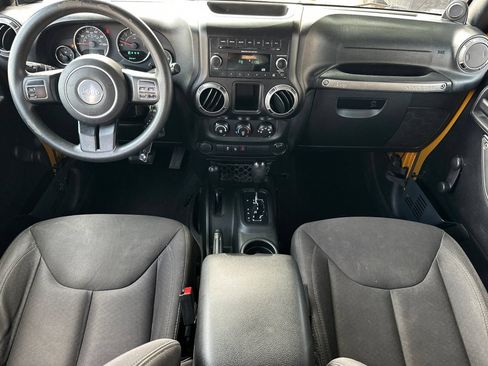 Used 2014 Jeep Wrangler Unlimited Sport AWD/4WD image 13