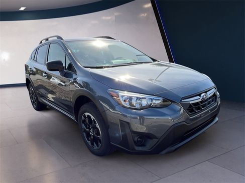 Used 2023 Subaru Crosstrek 2.0i image 7