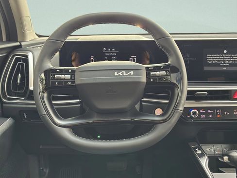 New 2026 Kia Sorento S w/ S Panoramic Sunroof Package image 18