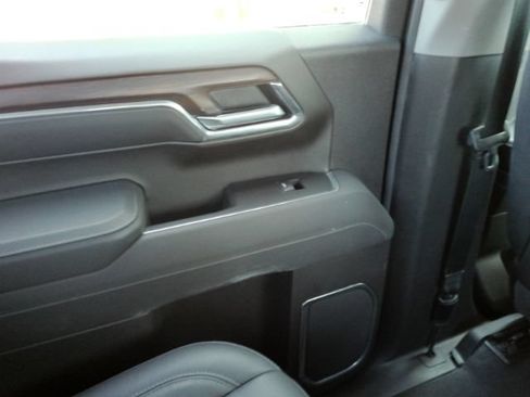 Used 2026 GMC Sierra 1500 SLT RWD image 32