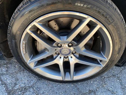 Used 2016 Mercedes-Benz S 550 4MATIC Sedan image 35