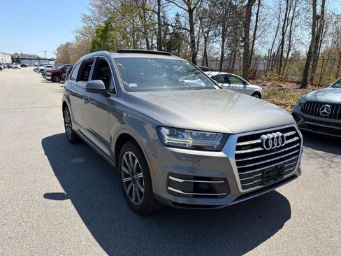 Used 2017 Audi Q7 3.0T Premium Plus w/ Premium Plus Package AWD/4WD image 3