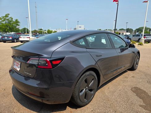 Used 2018 Tesla Model 3 Long Range AWD/4WD image 4