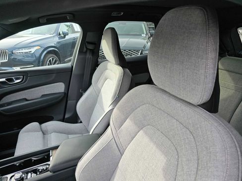 Used 2021 Volvo XC60 T5 Inscription image 22