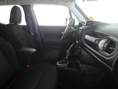 Used 2023 Jeep Renegade Latitude AWD/4WD image 27