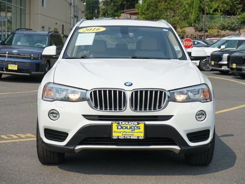 Used 2016 BMW X3 xDrive28i AWD/4WD image 2