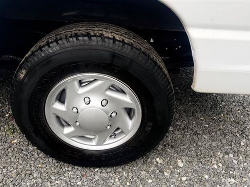 Used 2013 Ford E-350 and Econoline 350 Super Duty w/ Commercial Cargo Van Pkg RWD image 31