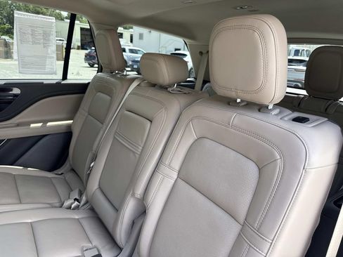 Certified 2021 Lincoln Aviator Reserve w/ Elements Package Plus RWD image 14