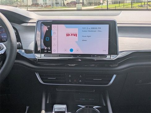 Used 2026 Volkswagen Atlas Cross Sport SE image 18