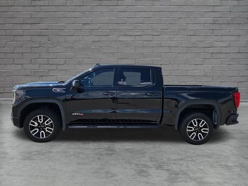 Used 2024 GMC Sierra 1500 AT4 w/ Technology Package AWD/4WD image 2