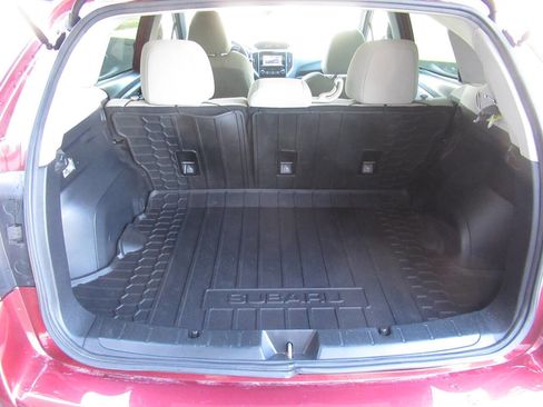 Used 2019 Subaru Impreza 2.0i Premium image 12