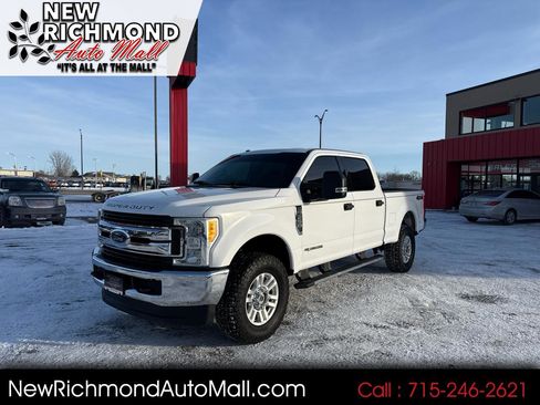 Used 2017 Ford F250 XLT image 1