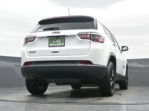 Used 2024 Jeep Compass Latitude w/ Convenience Group image 29