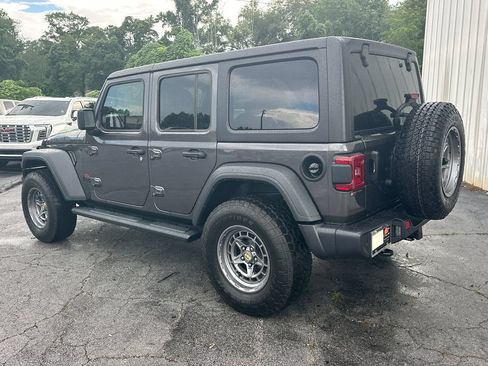 Used 2025 Jeep Wrangler Unlimited Sport AWD/4WD image 8