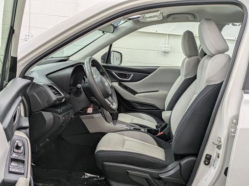 Used 2022 Subaru Forester image 3